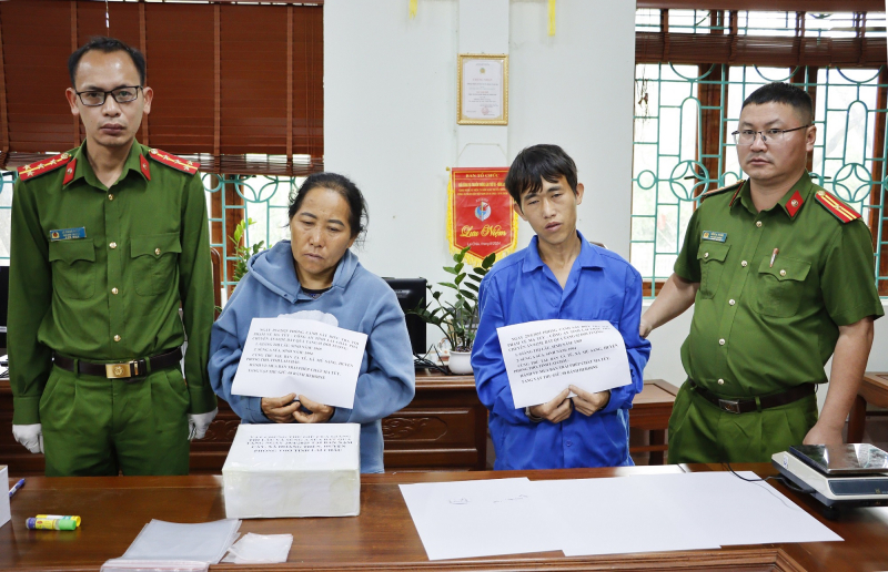 Bắt giữ nữ quái U60 điều hành đường dây ma tuý -0