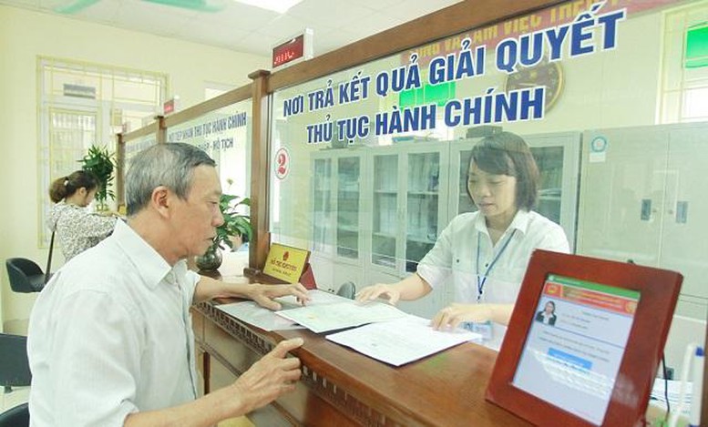 Hoàn thành cắt giảm, phân định thẩm quyền giải quyết TTHC của chính quyền cấp huyện trước ngày 10/6 -0