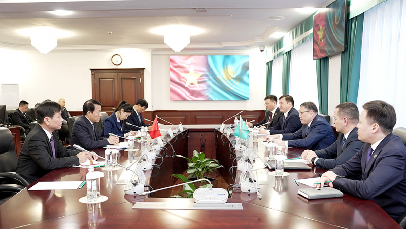 Hội đàm cấp cao giữa Bộ Công an Việt Nam và Bộ Nội vụ Kazakhstan -0