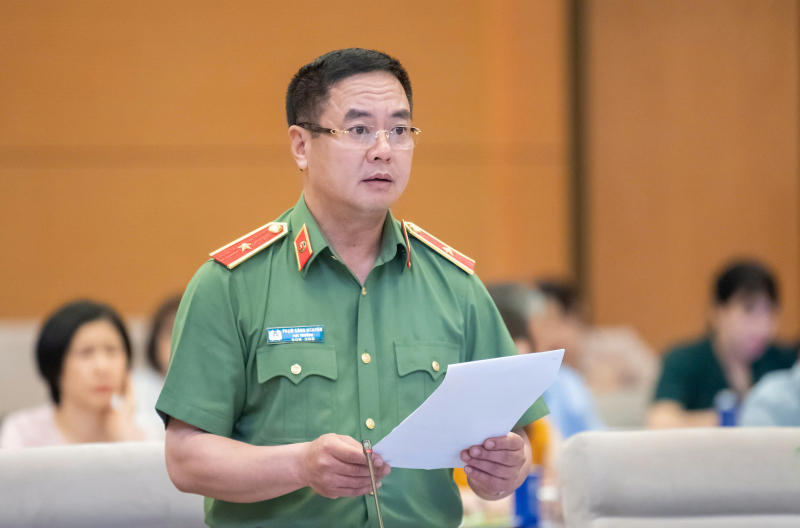 a nguyên.jpg -0