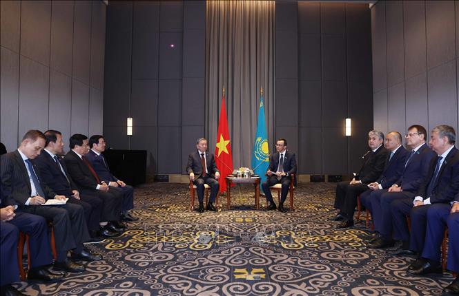 Tổng Bí thư Tô Lâm hội kiến Chủ tịch Thượng viện Cộng hòa Kazakhstan -0