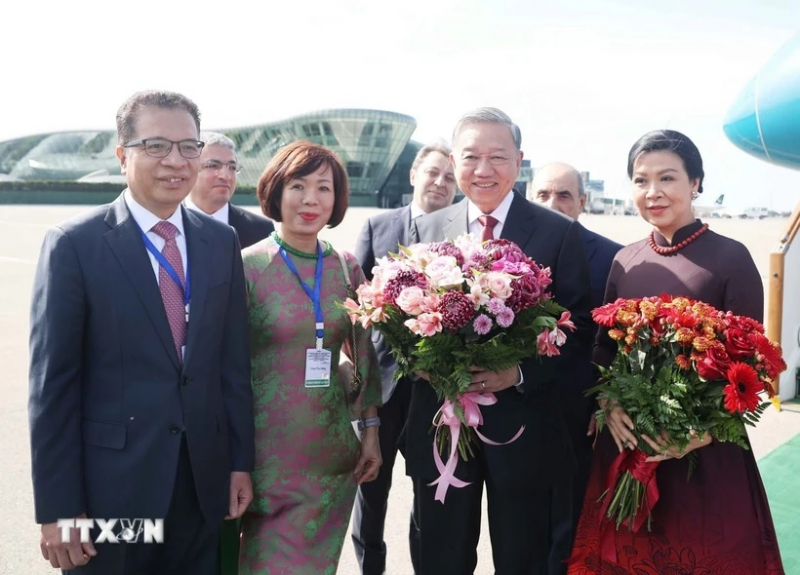 Tổng Bí thư Tô Lâm và Phu nhân bắt đầu thăm cấp Nhà nước Cộng hòa Azerbaijan -0