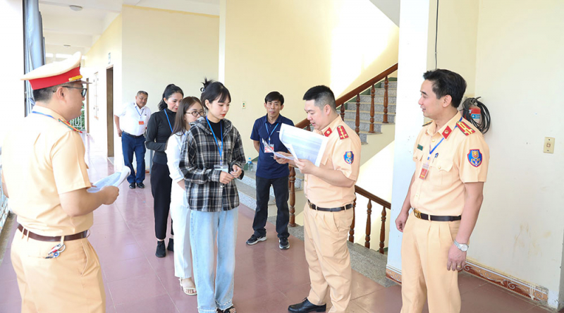 Công an tỉnh Sơn La tổ chức thành công kỳ sát hạch lái xe -0