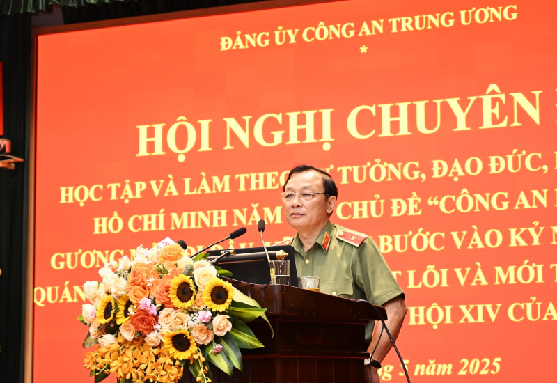 Học tập chuyên đề “CAND gương mẫu đi đầu, vững tin bước vào kỷ nguyên mới” -0