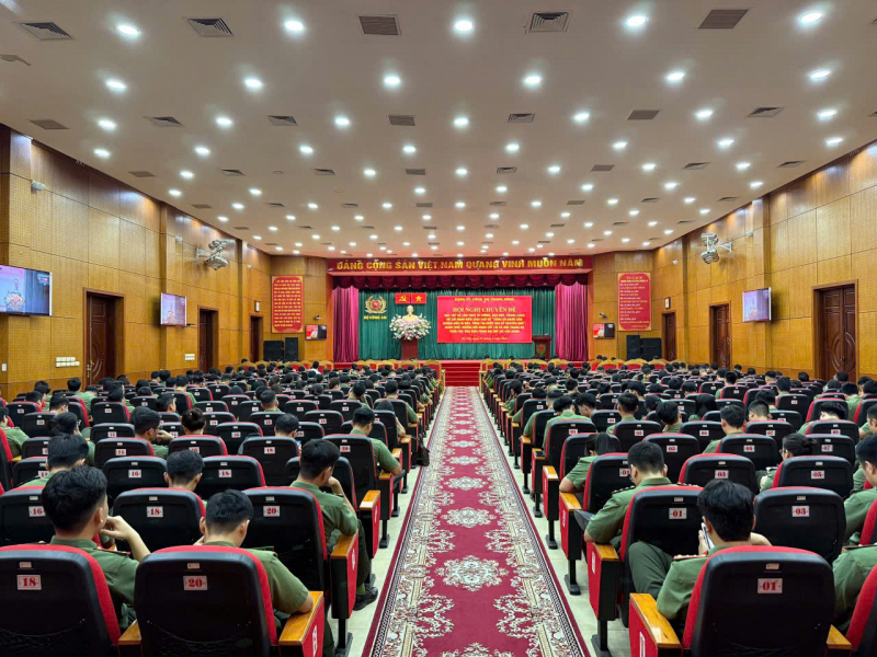 Học tập chuyên đề “CAND gương mẫu đi đầu, vững tin bước vào kỷ nguyên mới” -1
