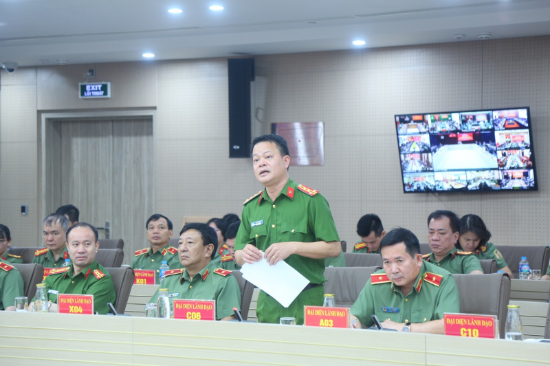 Quán triệt chủ trương, định hướng sửa đổi, bổ sung một số điều của Hiến pháp năm 2013 trong CAND -0