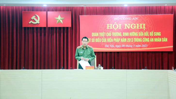 Quán triệt chủ trương, định hướng sửa đổi, bổ sung một số điều của Hiến pháp năm 2013 trong CAND -0