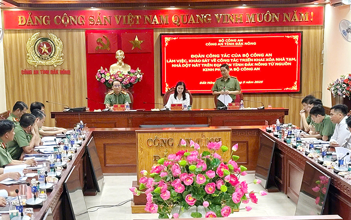 Đắk Nông triển khai cao điểm phong trào thi đua 56 ngày đêm hoàn thành 500 căn nhà cho hộ nghèo, hộ cận nghèo -0
