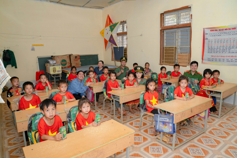 Công an tỉnh Sơn La khánh thành điểm trường tiểu học vùng cao -0