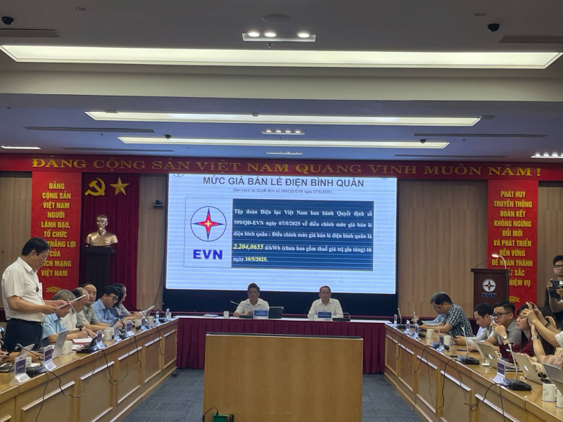 Từ ngày 10/5, giá điện tăng 4,8% -0