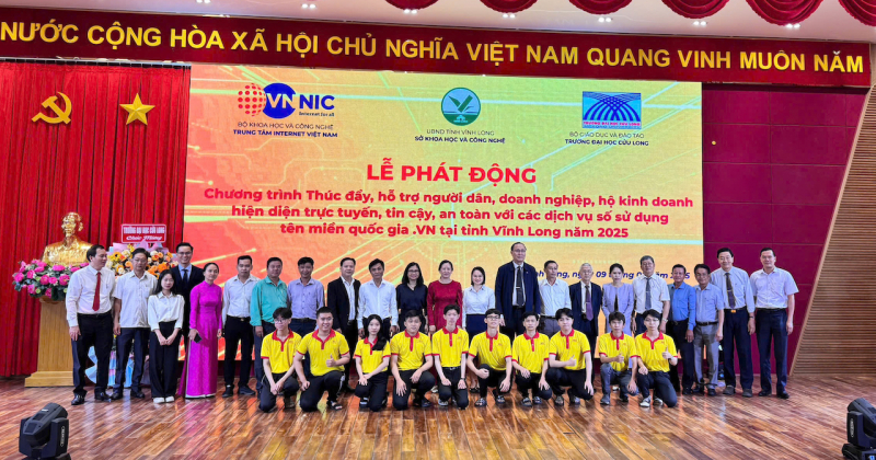 Vĩnh Long phát động chương trình hỗ trợ người dân đăng ký sử dụng tên miền quốc gia -0