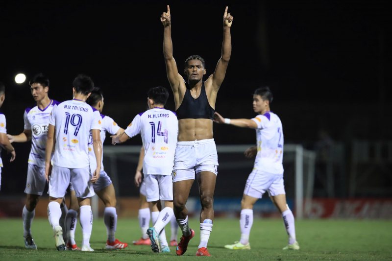 Cuộc đua vô địch V.league 2024/2025 thêm kịch tính -0