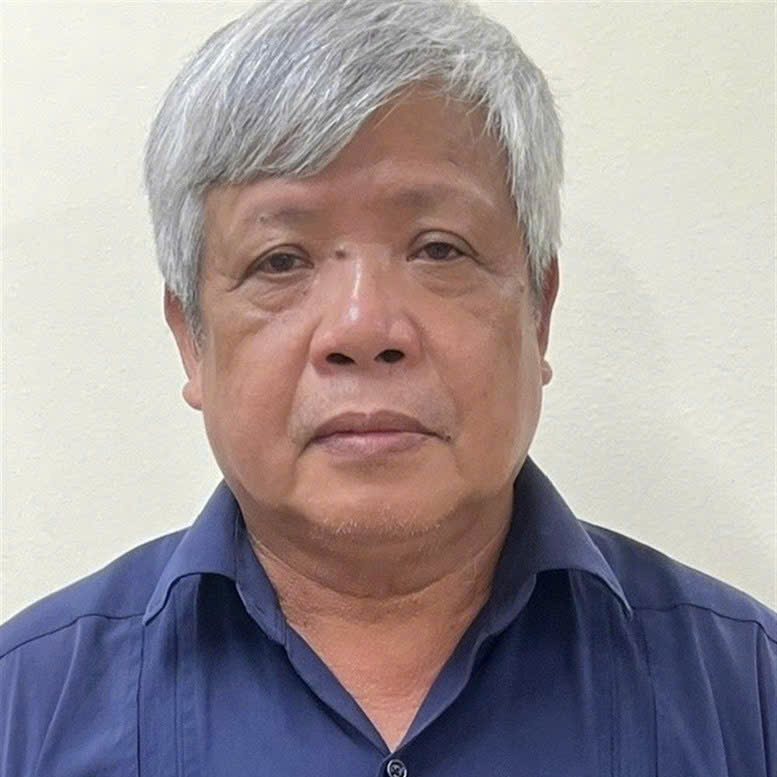 Sáng mai, cựu Thứ trưởng Bộ Tài nguyên và Môi trường Nguyễn Linh Ngọc hầu tòa -0