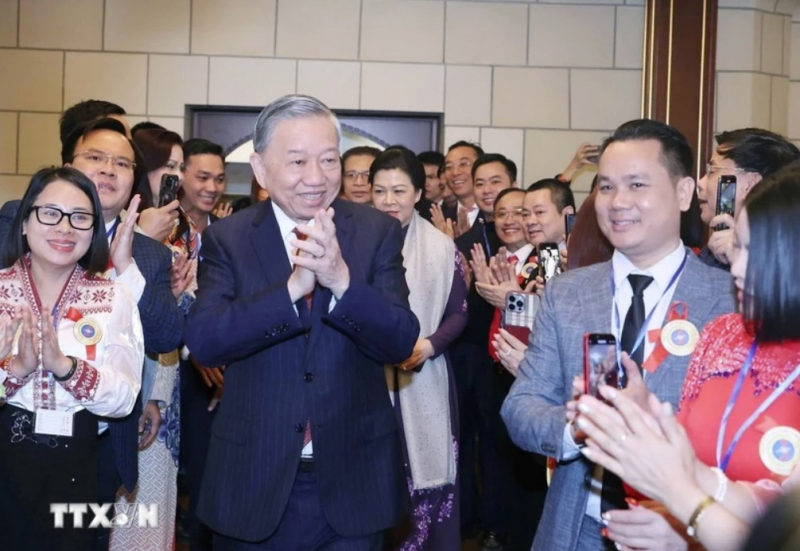 Cộng đồng người Việt tại Nga vui mừng đón Tổng Bí thư Tô Lâm cùng đoàn đại biểu cấp cao Việt Nam