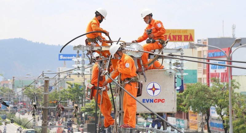 Tiết kiệm sử dụng điện để giảm áp lực tăng giá -0