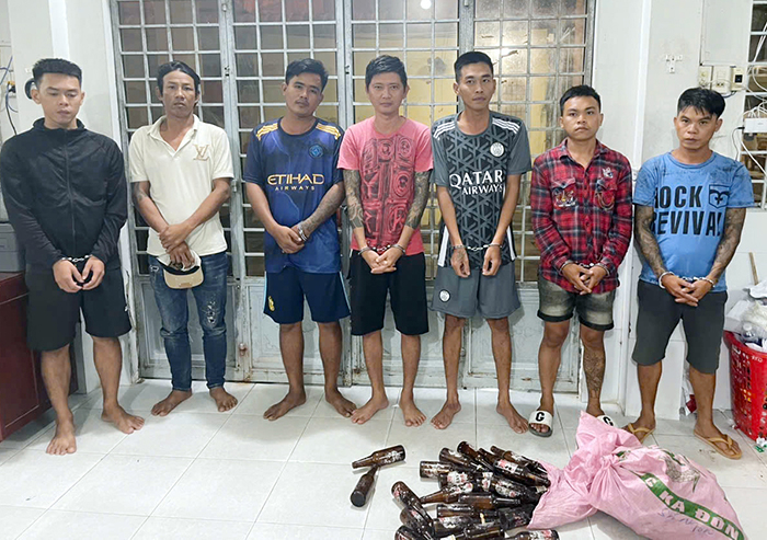 Những người giữ cho ngư trường lặng sóng... -0
