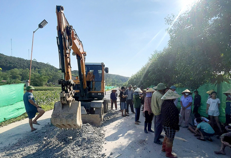 Điêu đứng vì người dân vô cớ cản trở thi công dự án -0