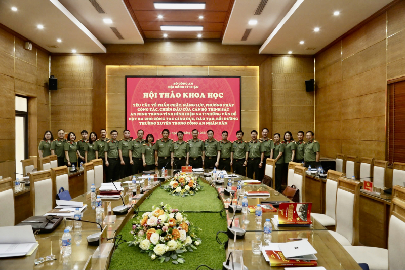 Đào tạo cán bộ trinh sát an ninh đáp ứng yêu cầu bảo vệ ANQG trong tình hình mới -0