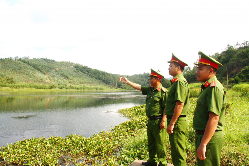 Bảo vệ bình yên cuộc sống trên quê hương An Nghiệp anh hùng -0