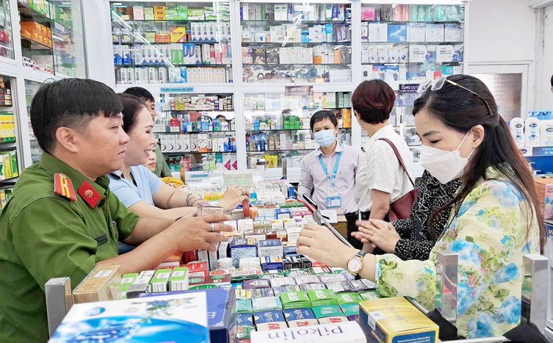 TP Hồ Chí Minh xử lý quyết liệt, nghiêm minh việc sản xuất, buôn bán thuốc giả, sữa giả… -0
