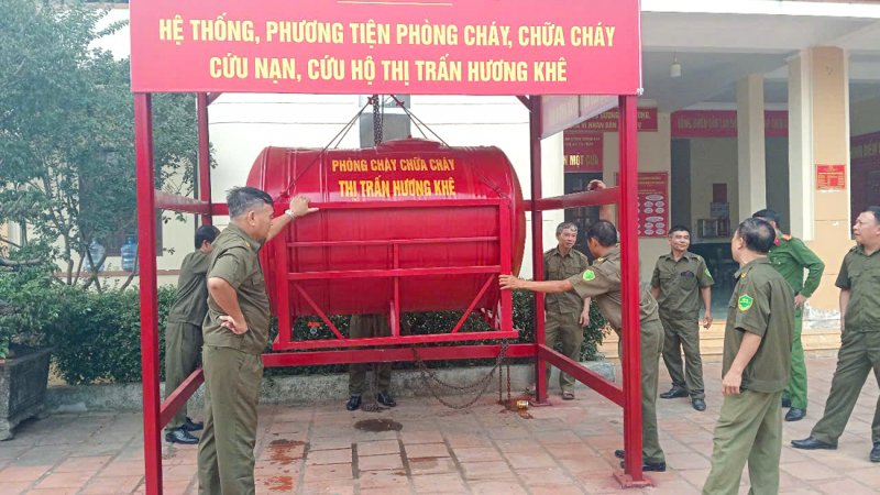 Ra mắt mô hình “Hệ thống, phương tiện chữa cháy và cứu nạn, cứu hộ” đầu tiên tại Hà Tĩnh -0 Ra mắt mô hình “Hệ thống, phương tiện chữa cháy và cứu nạn, cứu hộ” đầu tiên tại Hà Tĩnh -0