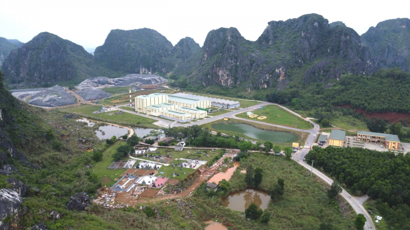 Rác thải ùn ứ khắp các tuyến đường TP Thanh Hoá -0