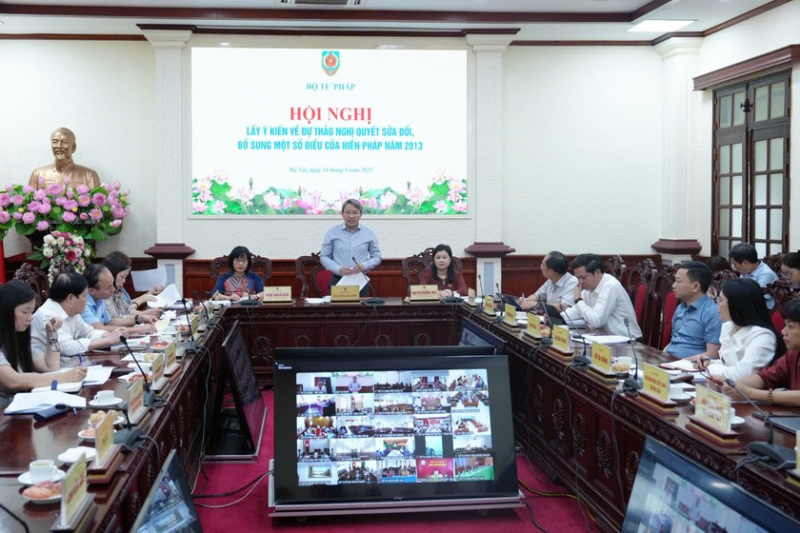 Bộ Tư pháp tổ chức Hội nghị lấy ý kiến về dự thảo Nghị quyết sửa đổi, bổ sung một số điều của Hiến pháp năm 2013 -0