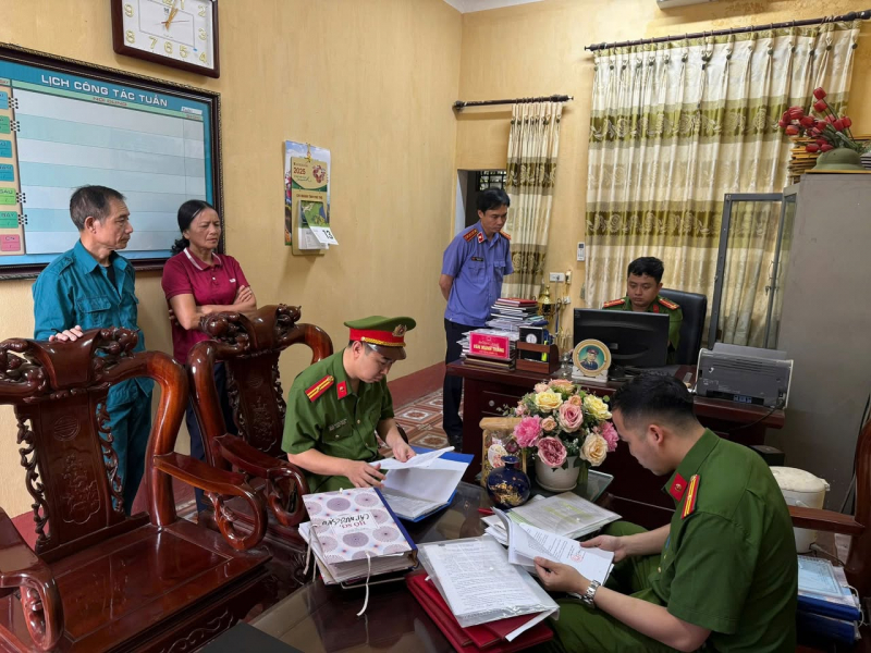 Bắt khẩn cấp Chủ tịch UBND xã Thạch Khoán về hành vi “Thiếu trách nhiệm gây hậu quả nghiêm trọng