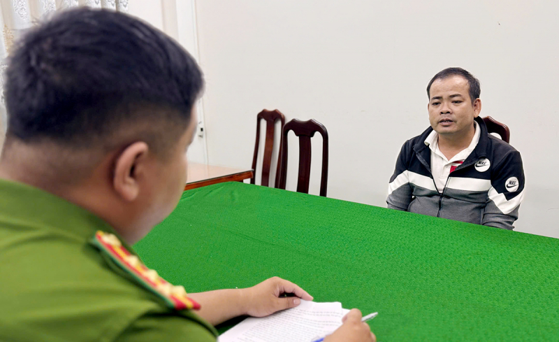 Bắt 2 đối tượng lợi dụng sơ hở của công ty tài chính, chiếm đoạt 3,2 tỷ đồng -0