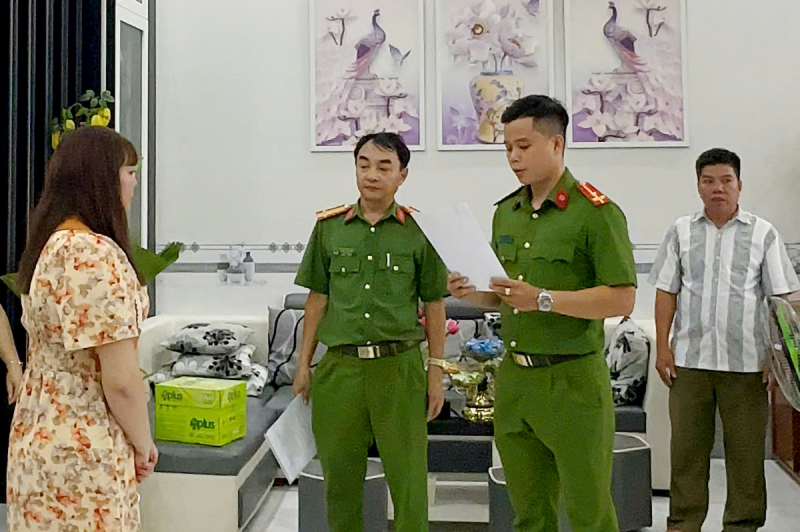 Bắt 2 đối tượng lợi dụng sơ hở của công ty tài chính, chiếm đoạt 3,2 tỷ đồng -1