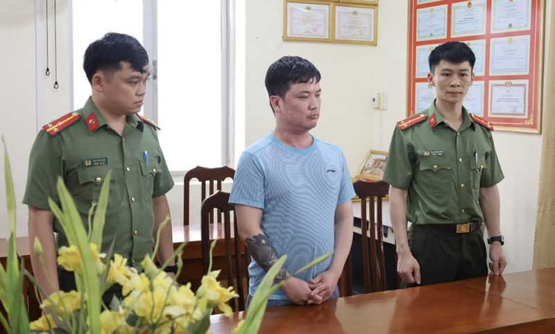 Kết cục của những TikToker “gục ngã vì đám đông” -0