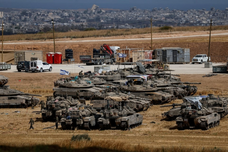 Israel tăng cường ném bom Gaza ngay khi ông Trump công du vùng Vịnh -0