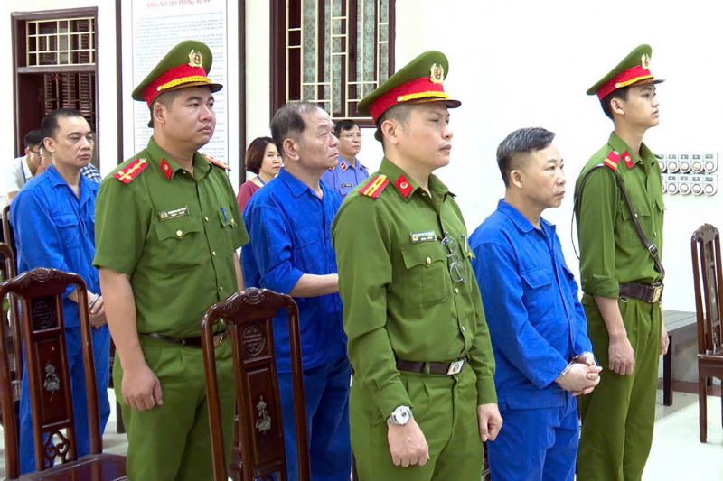 Giảm án cho bị cáo Lưu Bình Nhưỡng, bác kháng cáo của bị cáo Lê Thanh Vân -0
