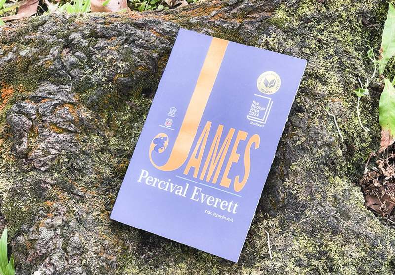 james là tác ph%3fm ít %3fi du%3fc chuy%3fn ng%3f sang ti%3fng vi%3ft tru%3fc khi gi%3fi thu%3fng công b%3f d%3fn t%3fn 2 tháng.jpg -0