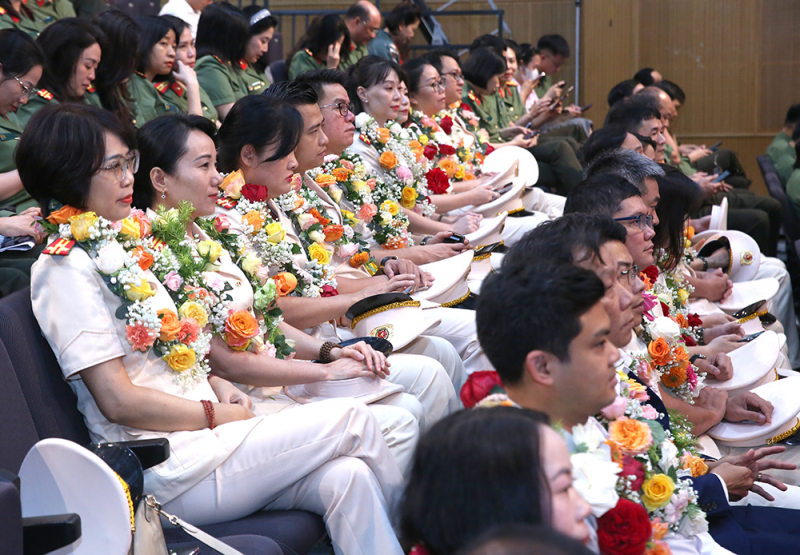 Rực sáng những bông hoa thi đua “Vì an ninh Tổ quốc” của Cục Truyền thông CAND -2