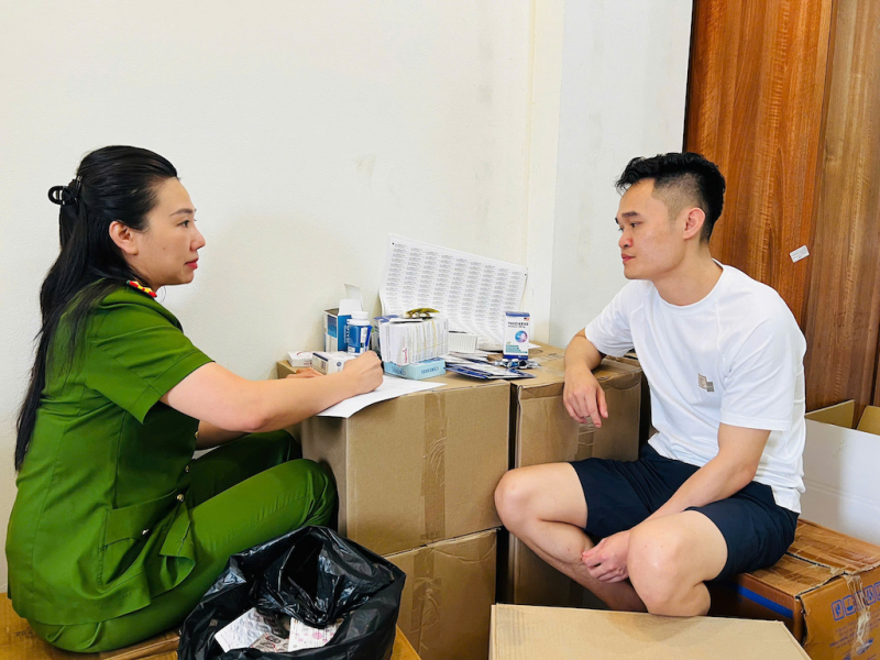 Công an TP Hà Nội bắt 100 tấn thuốc tân dược và thực phẩm chức năng giả -1