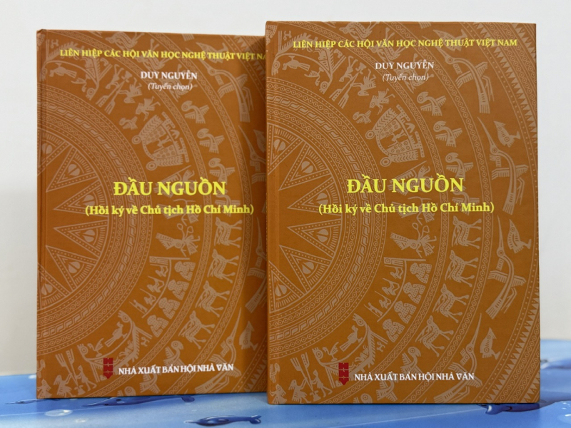 “Đầu nguồn” - Hồi ký về Chủ tịch Hồ Chí Minh -0