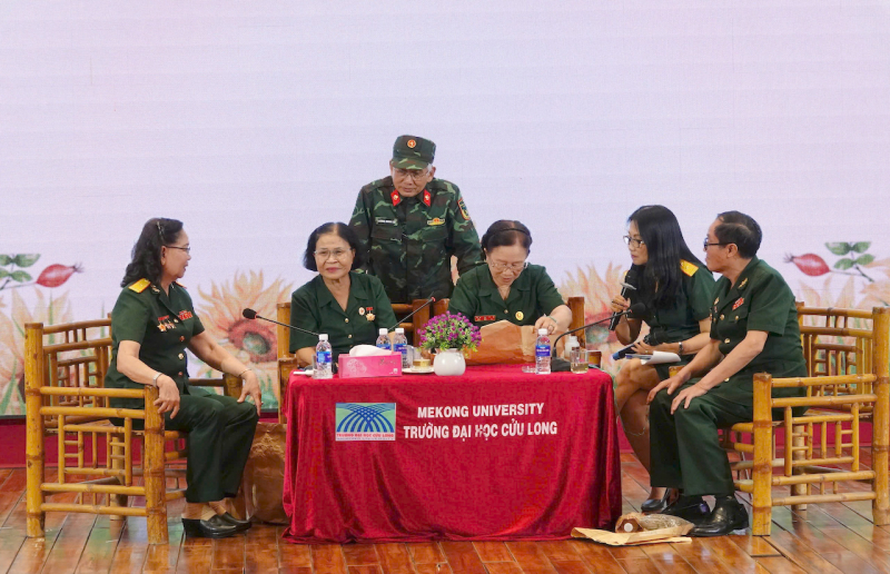 Trường Đại học Cửu Long tổ chức giao lưu với cựu chiến binh Khối vũ trang Biệt động Quân khu Sài Gòn - Gia Định -0