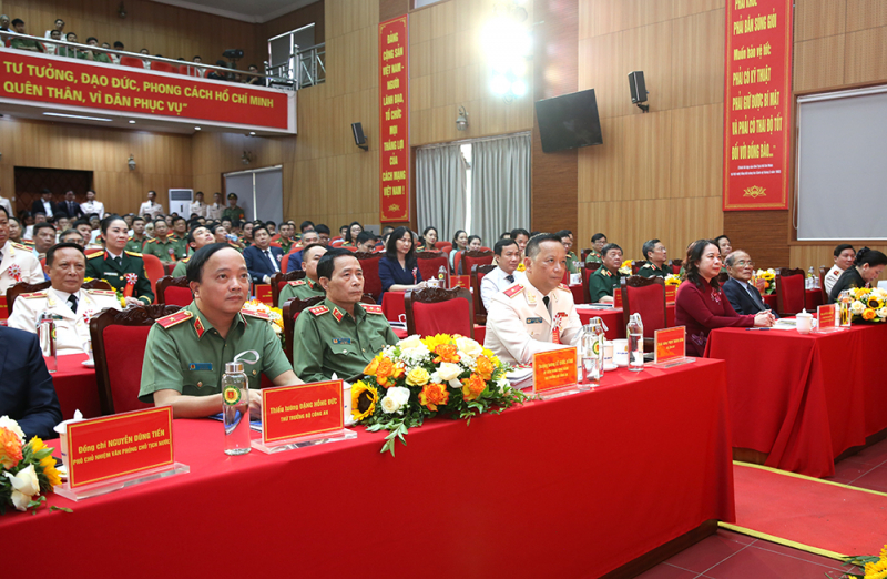 Khẳng định vai trò nòng cốt trong công tác bảo vệ lãnh đạo cấp cao -0