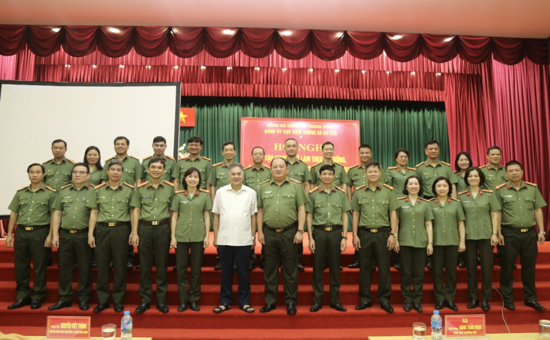 Đảng bộ Cục viễn thông và cơ yếu quán triệt chuyên đề học tập làm theo tư tưởng, đạo đức, phong cách Hồ Chí Minh -0