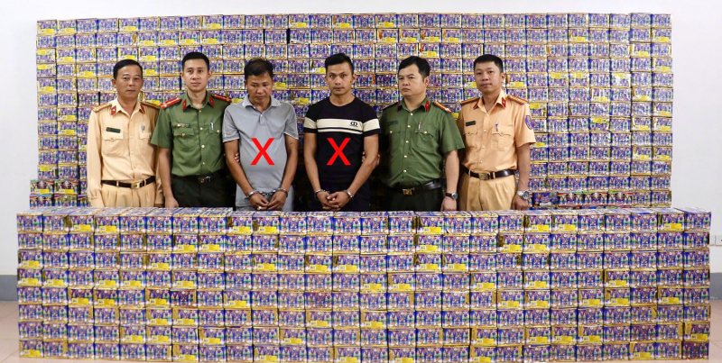 Công an tỉnh Nghệ An thu giữ khoảng 1,5 tấn pháo các loại -0