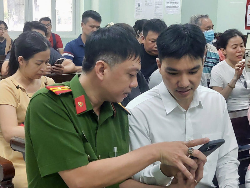 Công an TP Hồ Chí Minh quyết tâm hoàn thành chỉ tiêu vận động công dân góp ý Hiến pháp -3