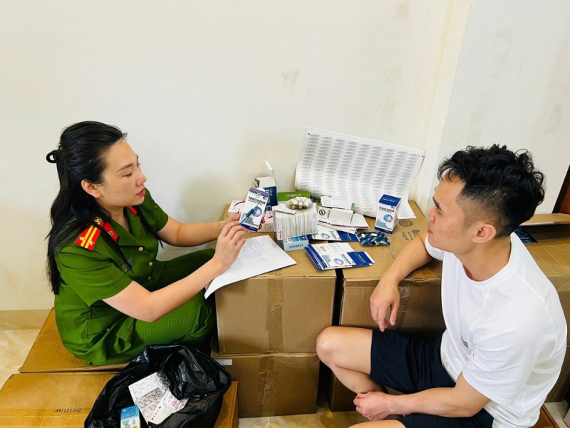 Từ vụ Hoa hậu Thuỳ Tiên: Cần xử lý nghiêm khắc người nổi tiếng tiếp tay cho hàng giả -0