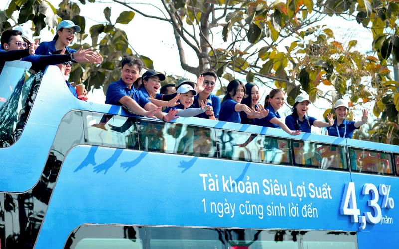 VIB xác lập kỷ lục ngành tài chính – đánh thức dòng tiền nhàn rỗi từ Bắc đến Nam -0