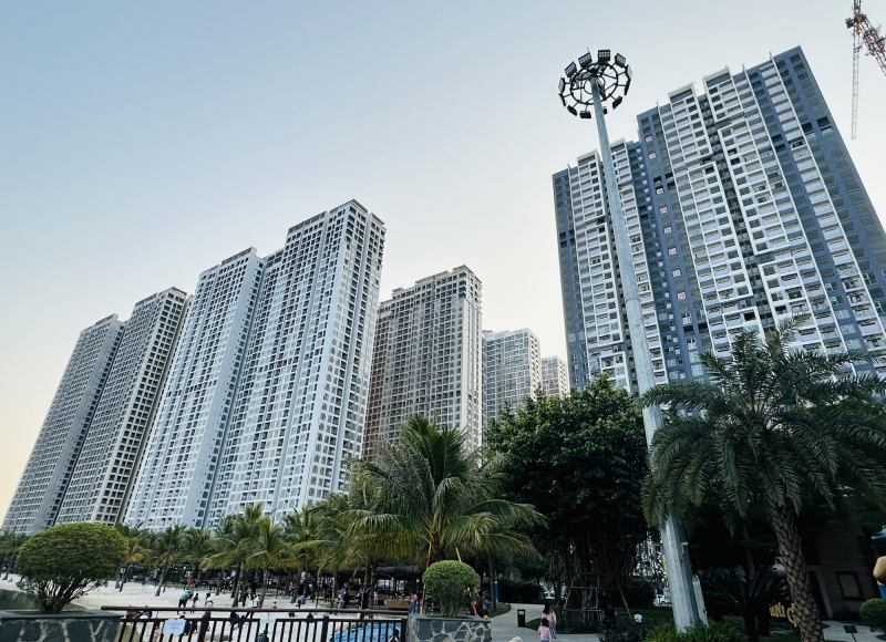 Nhiều căn hộ chung cư đang được rao