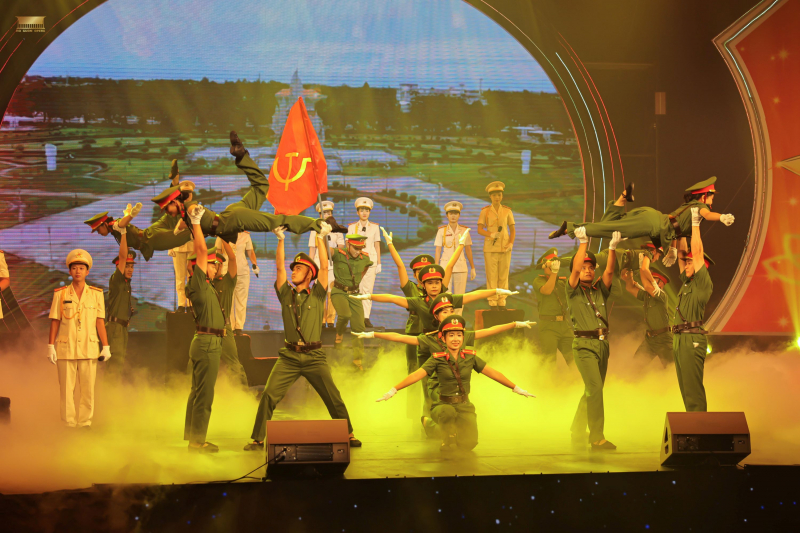 មហោស្រពសិល្បៈសាធារណៈ Jubilant នៃកងកម្លាំងសន្តិសុខសាធារណៈរបស់ប្រជាជនក្នុងឆ្នាំ 2025 -10