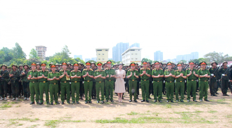 Hơn 17.000 chiến sĩ nghĩa vụ hoàn thành huấn luyện tại Bộ Tư lệnh Cảnh sát cơ động -0