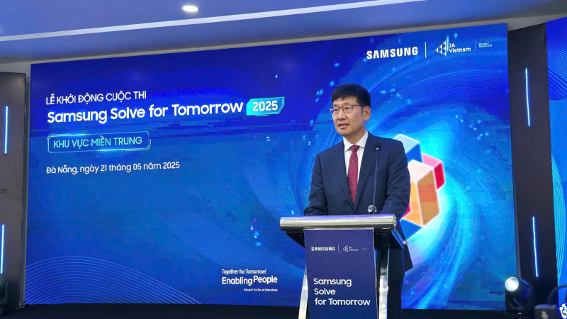 Khởi Động Cuộc Thi Solve for Tomorrow 2025 tại Khu Vực miền Trung -0
