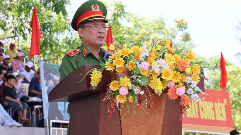 Hơn 1.500 chiến sĩ thực hiện nghĩa vụ tham gia CAND hoàn thành khóa huấn luyện tân binh -0