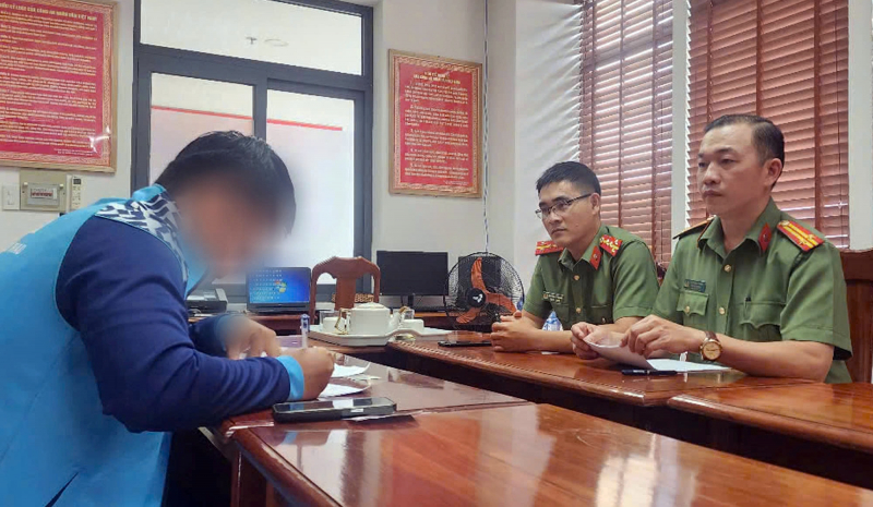 Xử phạt đối tượng tổ chức giải bóng đá “phủi” và quảng cáo web cá cược sai quy định -0